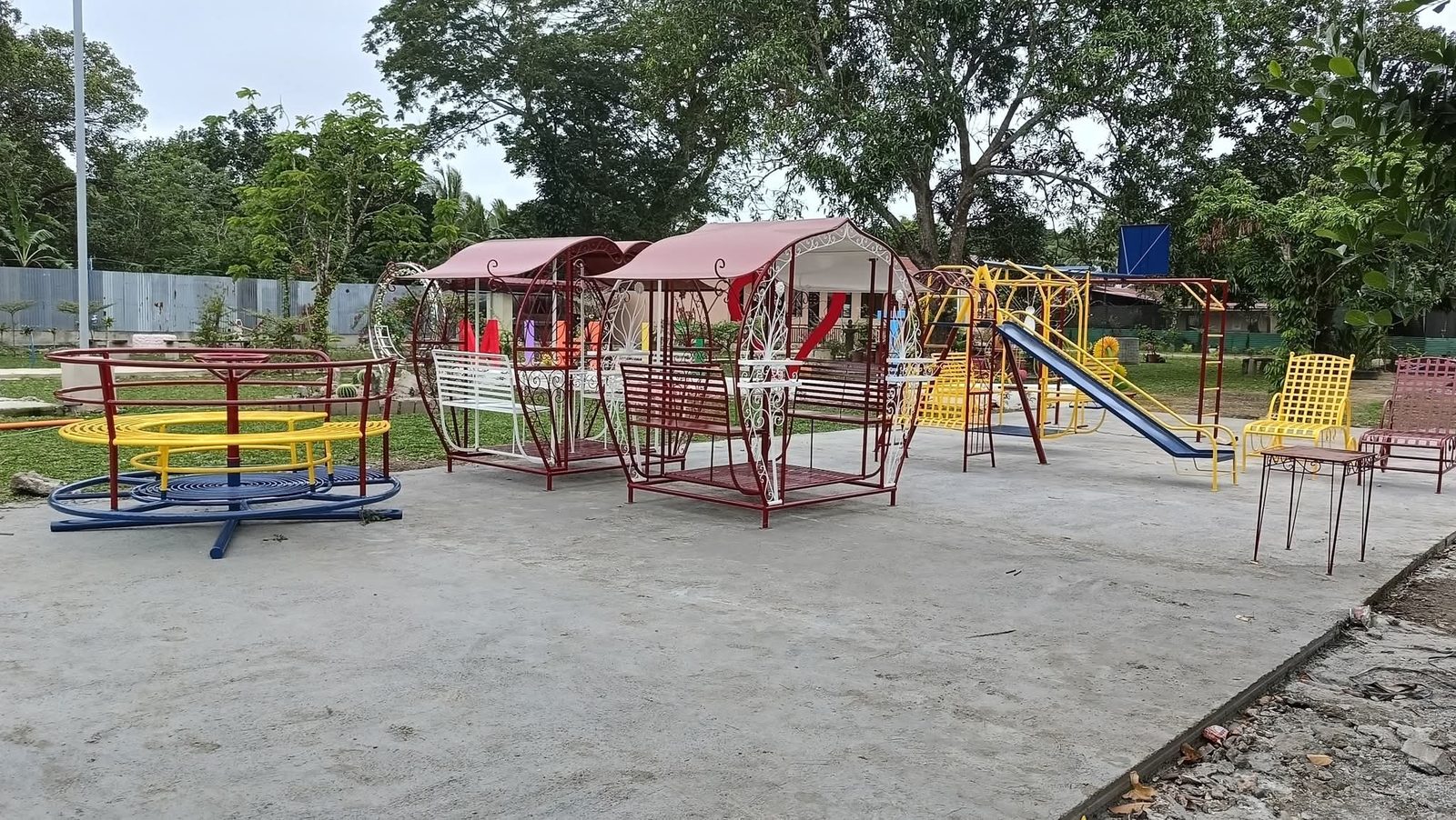 Kids' playground