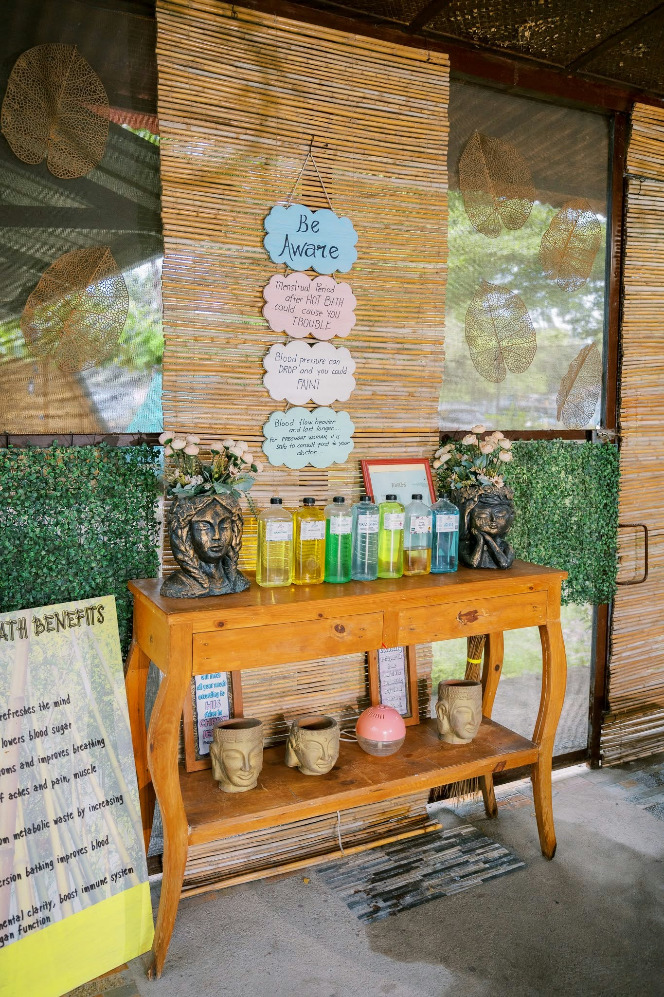 Herbal oils for the Kawa hot bath